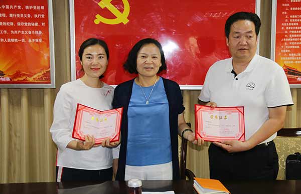 IMG_4038xg.jpg IMG_4038xg.jpg